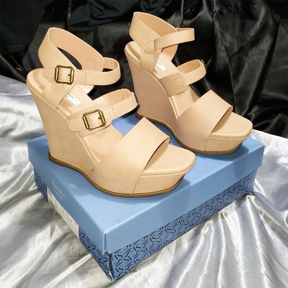 Simply Vera Vera Wang Shoes - NIB SIMPLY VERA blush wedge platform strappy heels BLAIR SZ 9